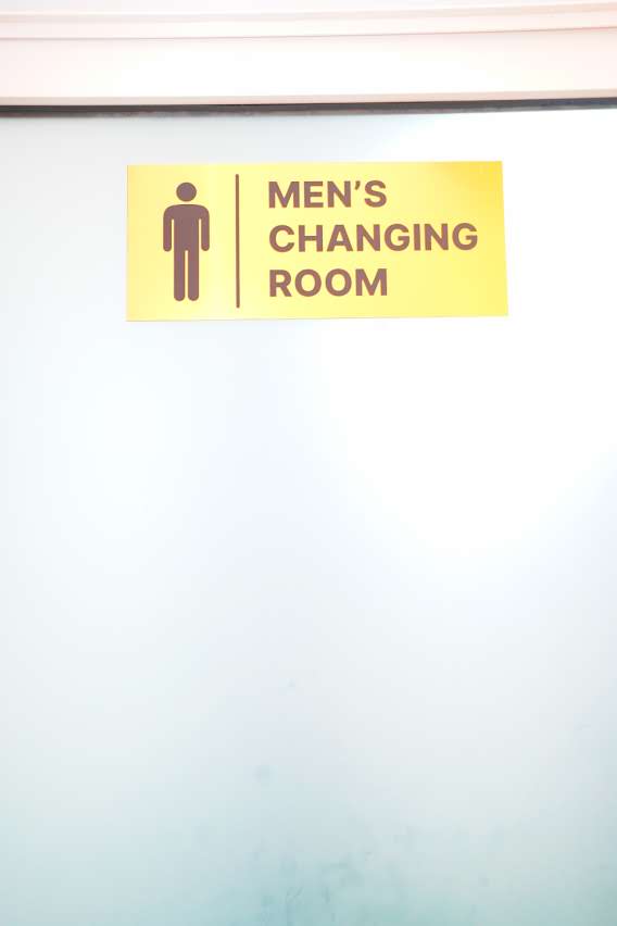 Men's Changing Room door sign